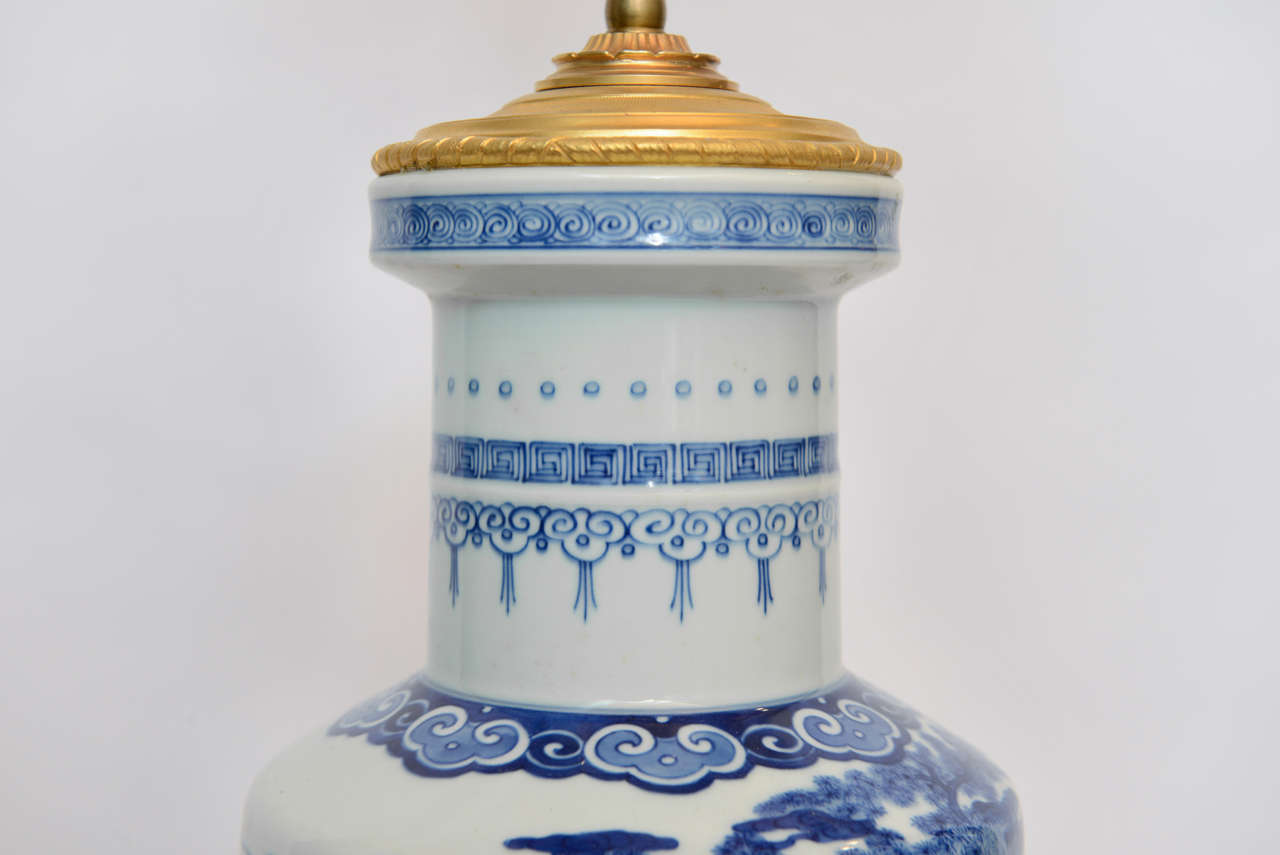 Pair of Chinese Blue and White Porcelain Bronze-Mounted Lamps For Sale 5