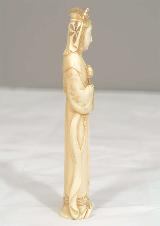 Japanische Elfenbeinfigur im Angebot 1