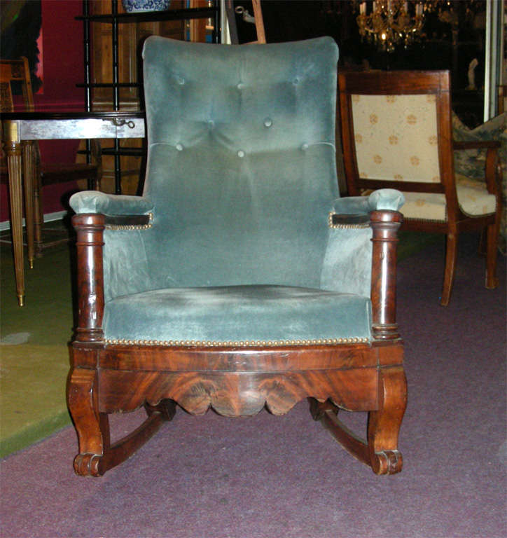 Early 19th Century Mahogany Rocking Chair For Sale 1