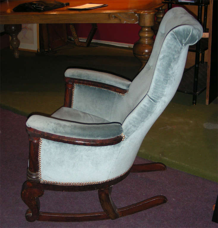 Early 19th Century Mahogany Rocking Chair For Sale 2