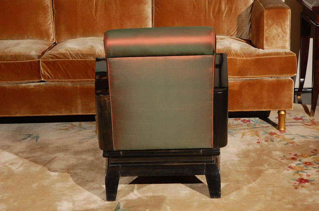 20ième siècle Paire de fauteuils Chinoiserie peints à la main en vente