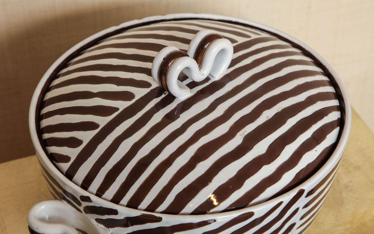 Brown and White Striped Dish with Lid by Zaccagnini Italy, circa 1954 In Excellent Condition For Sale In New York, NY