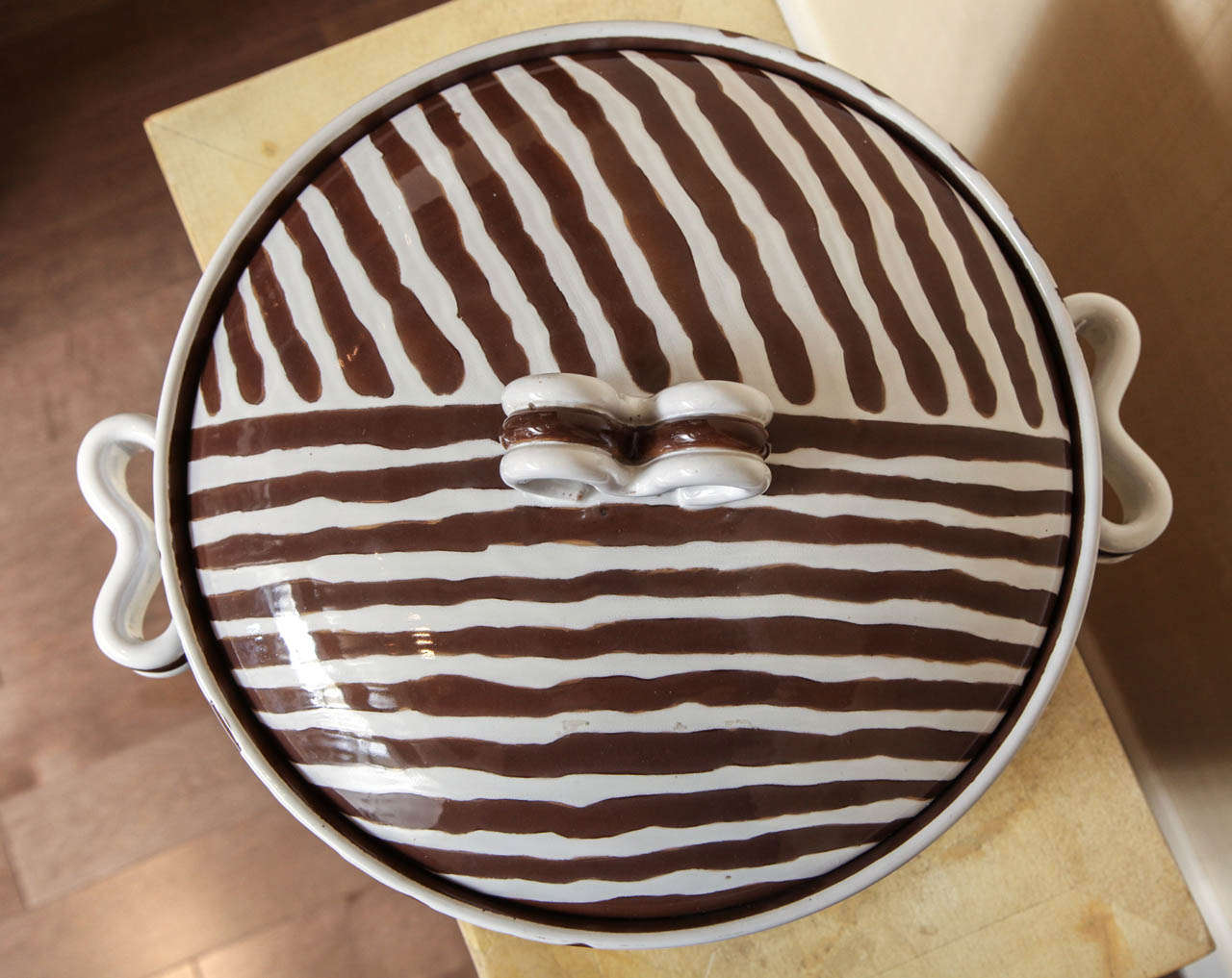 Brown and White Striped Dish with Lid by Zaccagnini Italy, circa 1954 For Sale 3