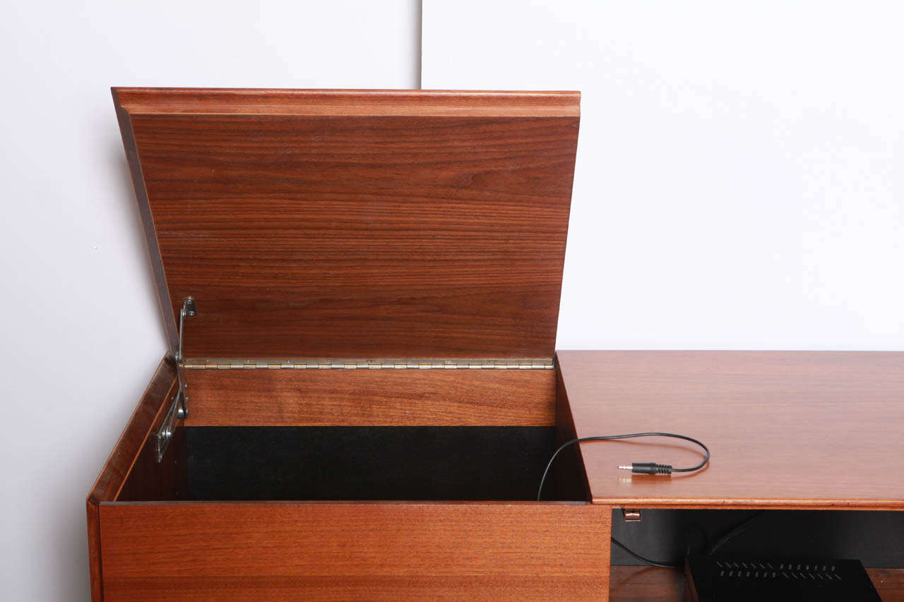 George Nelson Stereo Cabinet for Herman Miller In Excellent Condition In Nashville, TN