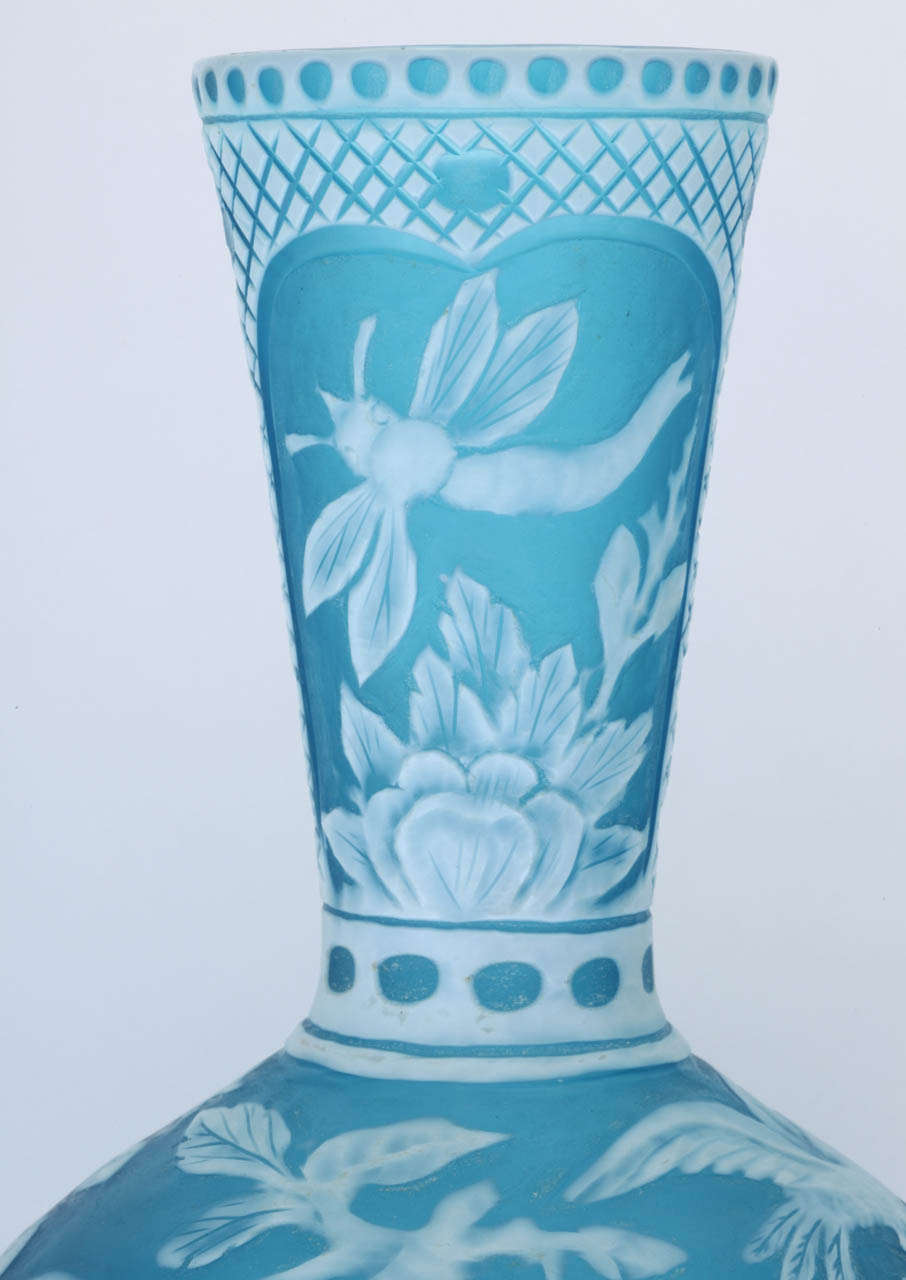 19th Century A Fine Unmarked Stevens & Williams Cameo Glass Vase For Sale