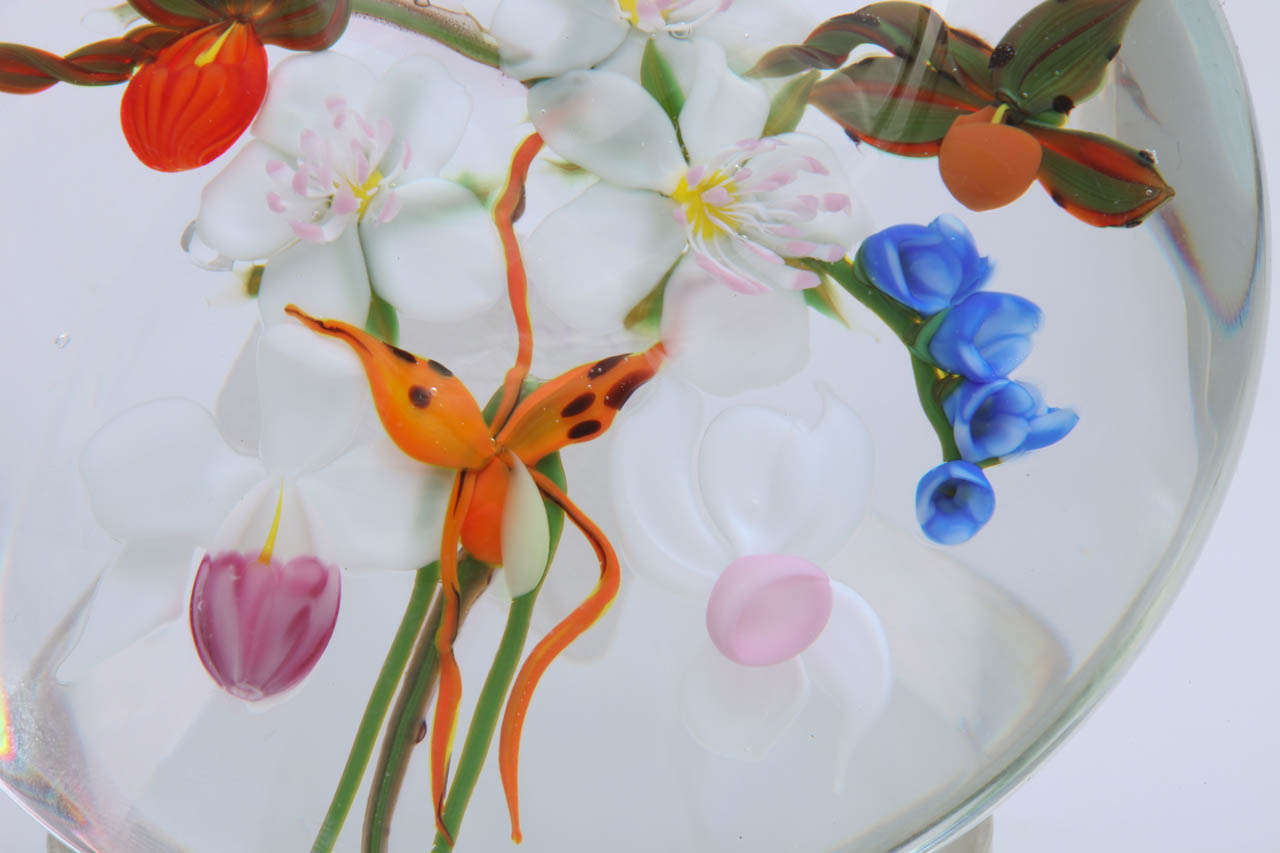 A Unique Paul Stankard Orchid Bouquet Paperweight In Excellent Condition For Sale In New York, NY