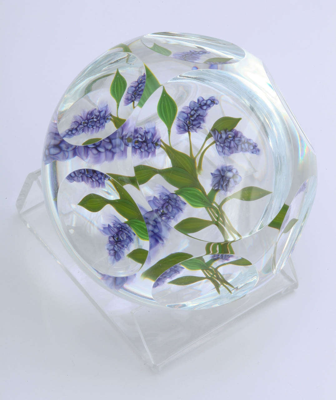 A beautiful Paul Stankard faceted lilacs paperweight with five cluster of lilacs, signed S for Paul Stankard