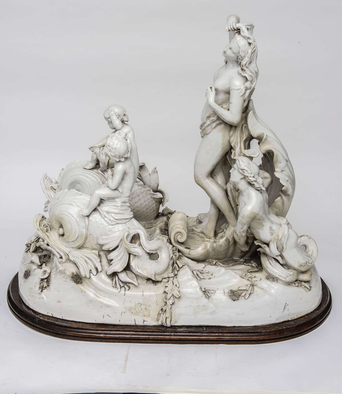 Monumental 19th Century Capodimonte Porcelain of Amphitrite on a Seashell Chariot 1