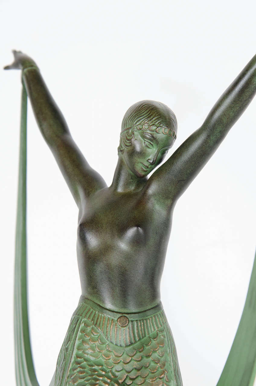 Mid-20th Century Stunning Art Deco Bronze Sculpture of Flapper Dancer by Pierre Le Faguays