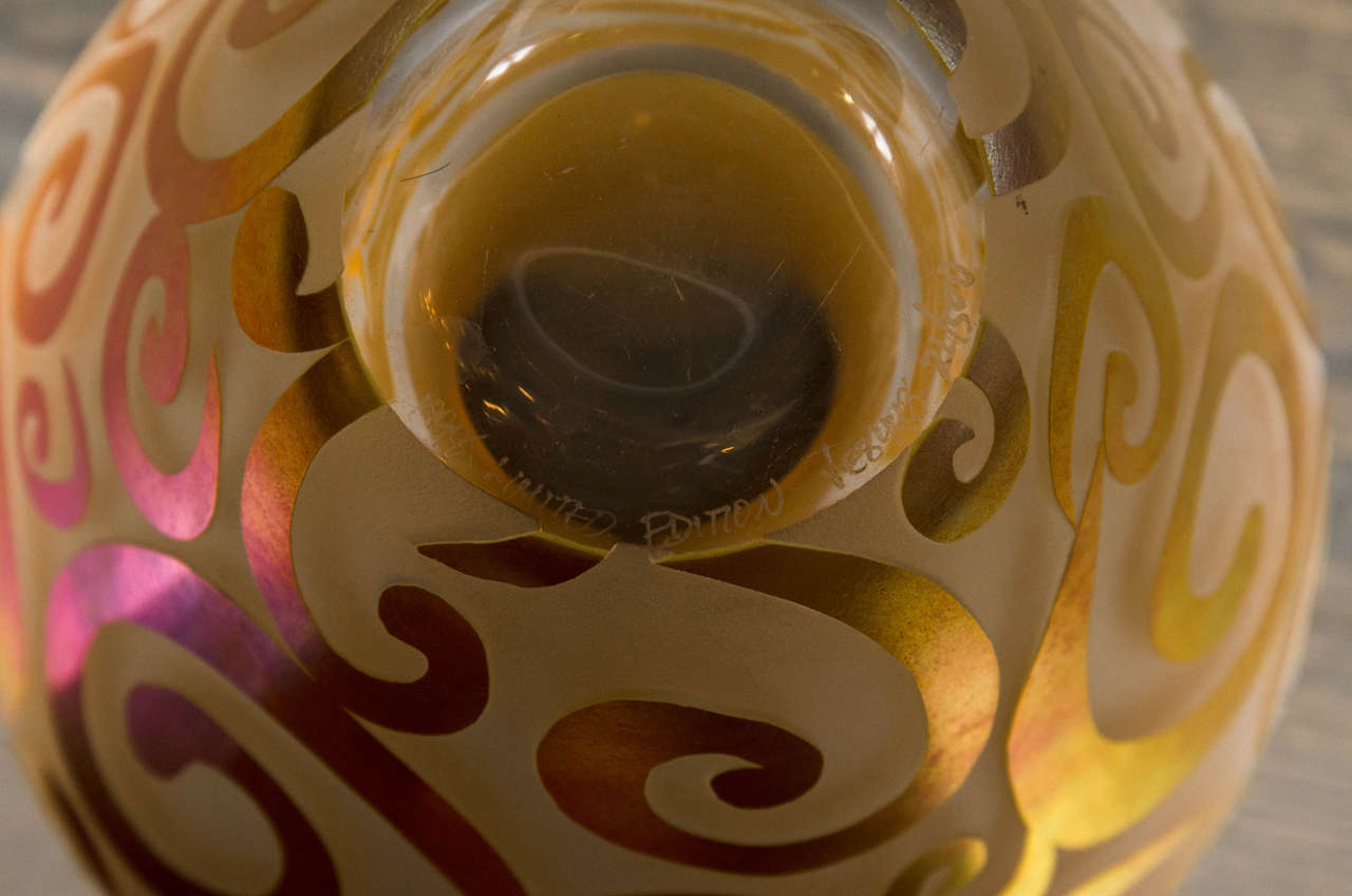 Exquisite Copper Iridescent hand Blown Relief Art Glass Vase 2