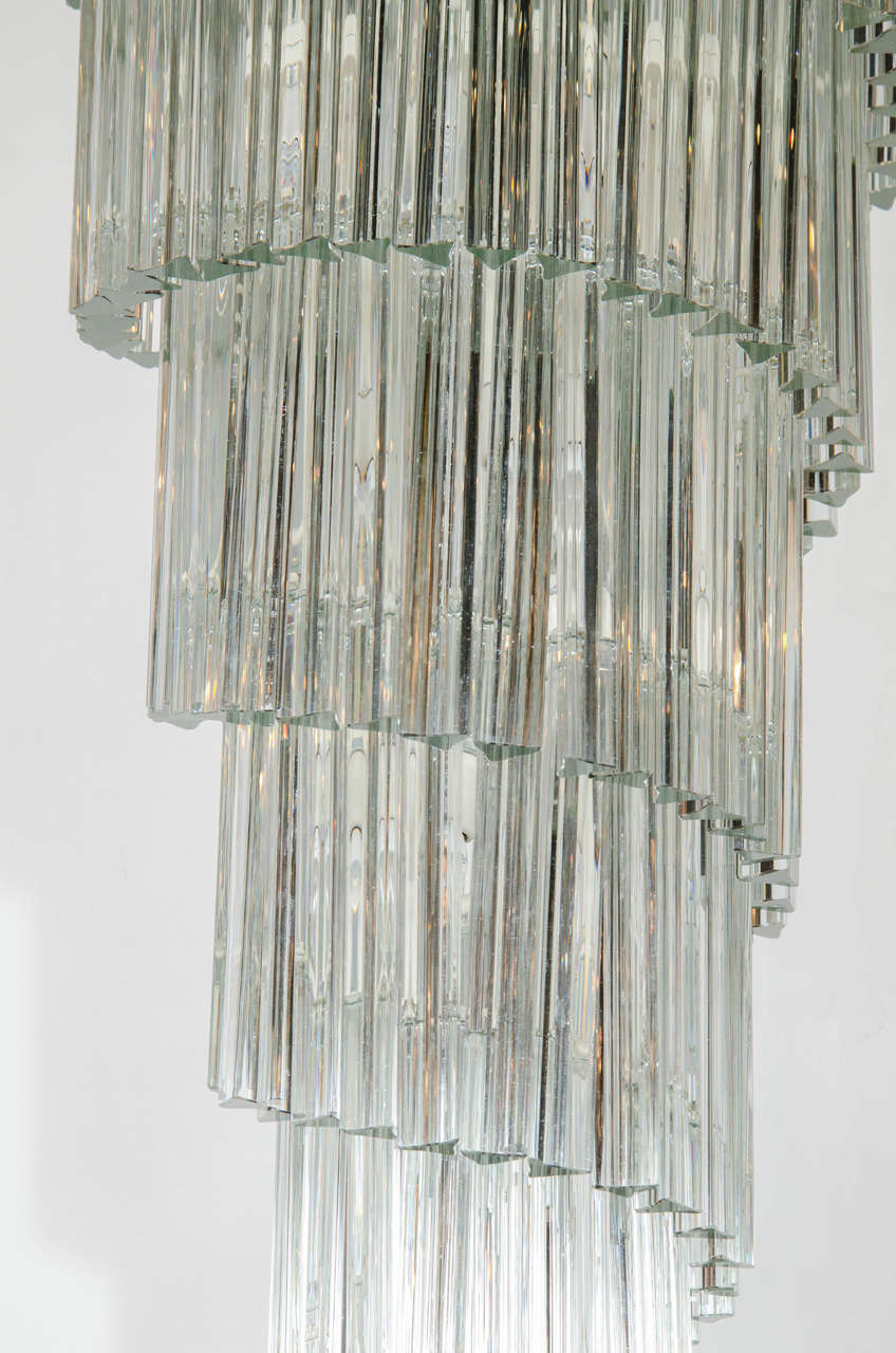 Important and Monumental Mid-Century Modernist Spiral Camer Crystal Chandelier In Excellent Condition In New York, NY