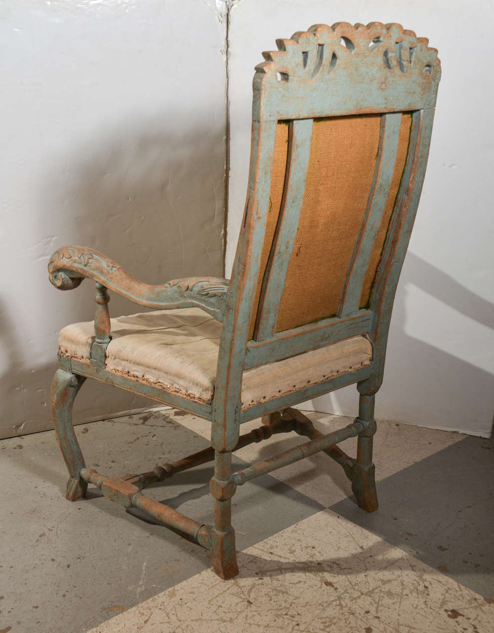Swedish Baroque Chair in Original Paint  In Excellent Condition In Houston, TX