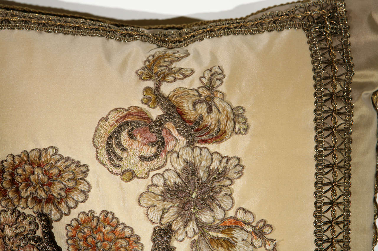 Pair of 19th Century French Fragment Pillows 2