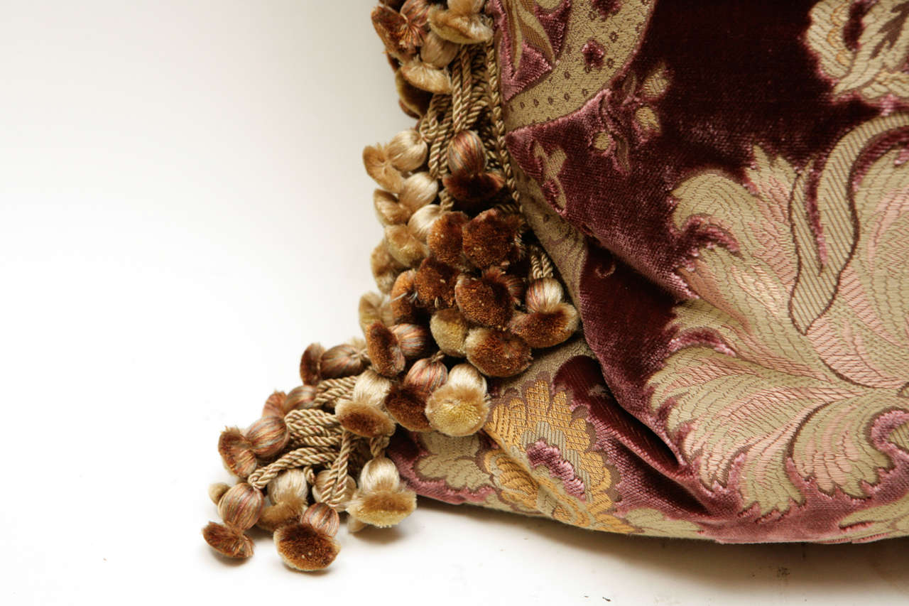 Contemporary Pair of Italian Cut Silk Velvet Pillows For Sale