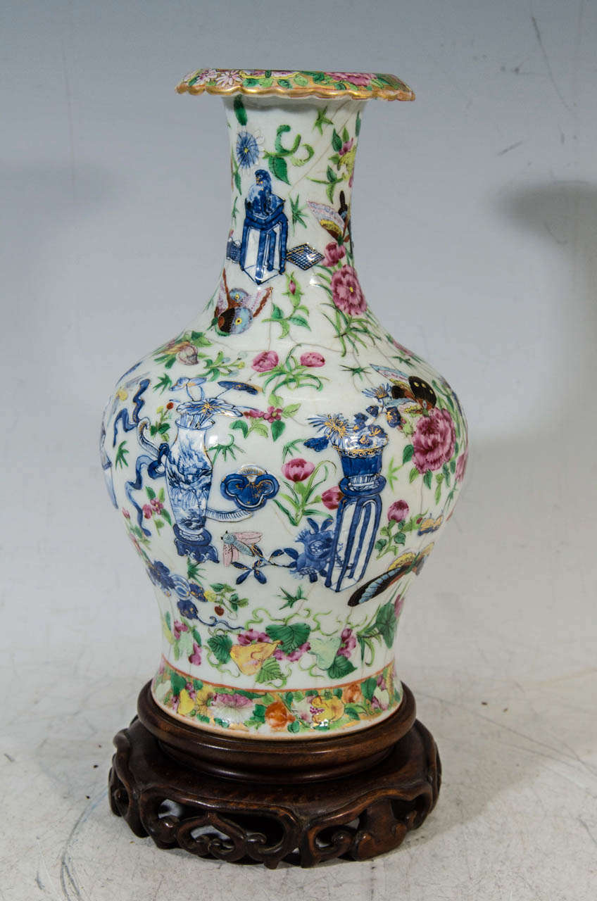 A Mid 19th Century Rare Rose Medallion Chinese Vase