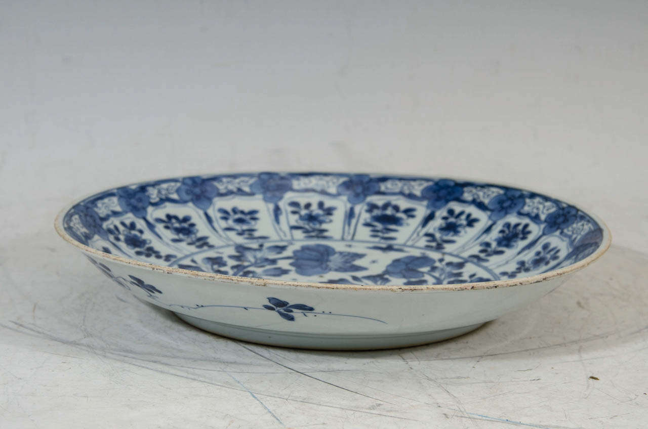 Late Ming or Early Qing Dynasty Blue & White Chinese Porcelain Charger 1