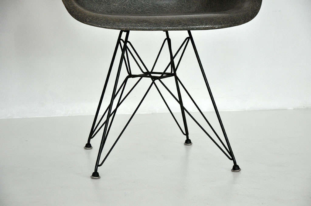 Mid-20th Century 6 Charles Eames shell chairs