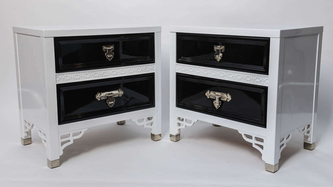 These unique Hollywood Glam oriental night Stands have been freshly lacquered in white with black drawers. The original hardware has been chromed. If you like this pieces and would like to have the drawers in a different color or colors, no problem!