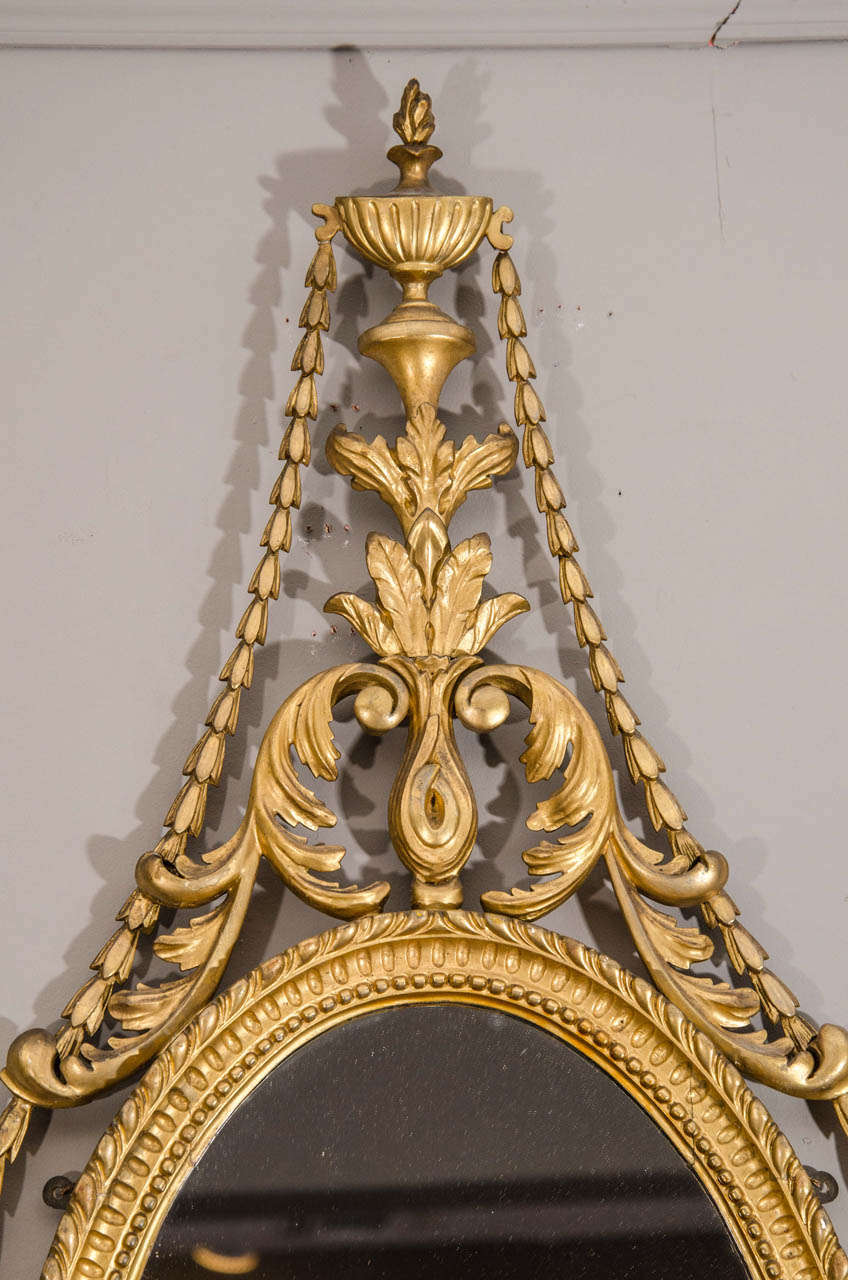 Style Adam Paire de miroirs ovales dorés de style Adam anglais de la fin du XIXe siècle en vente