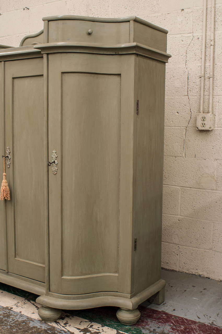 Swedish Painted Pine Serpentine Side Cupboard In Excellent Condition In Baltimore, MD