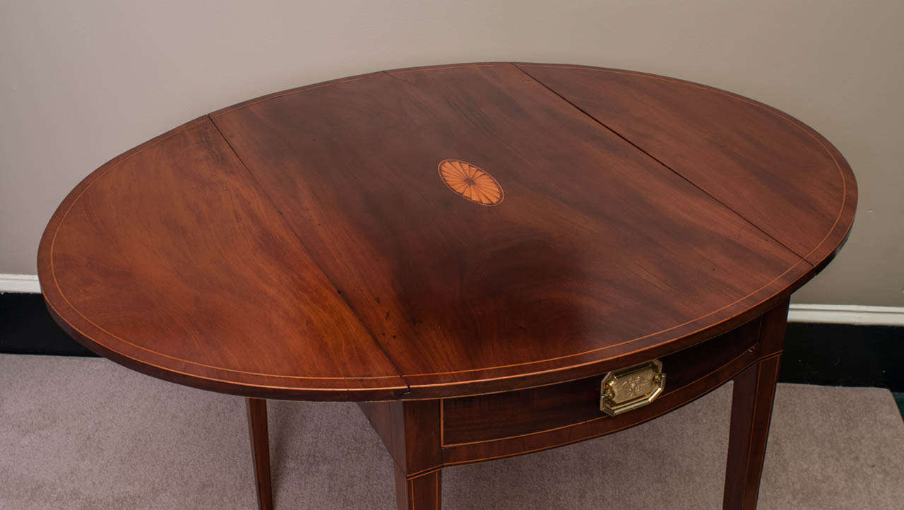 Mahogany Excellent Federal Pembroke Table For Sale