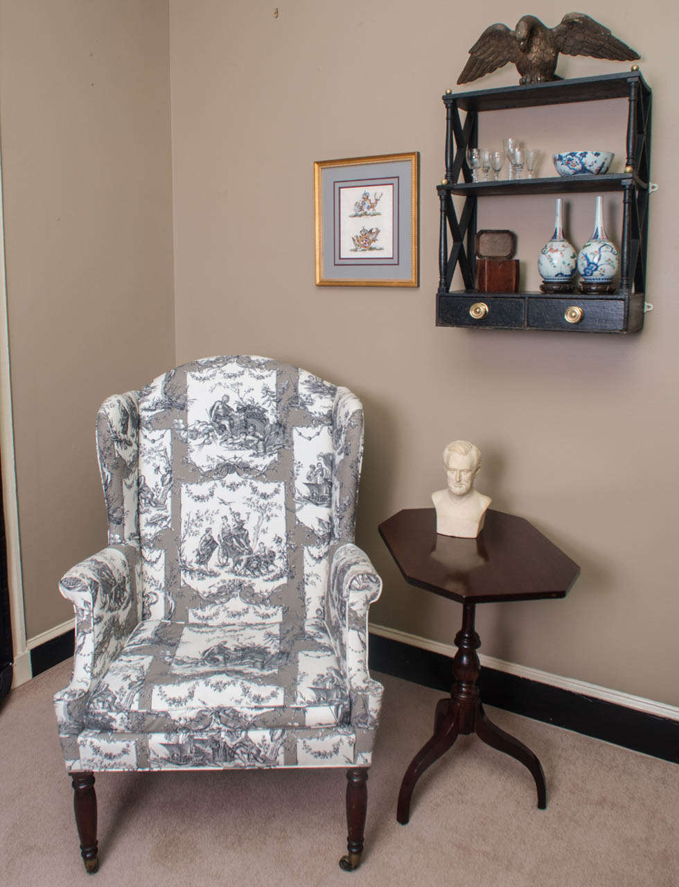 18th Century and Earlier Southern Federal Tilt-Top Candle Stand