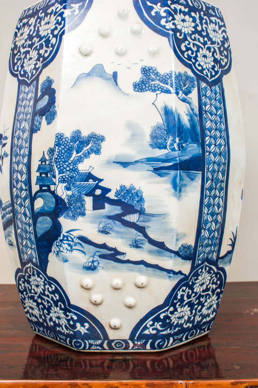 Pair of Blue and White Chinese Porcelain Garden Seats 1