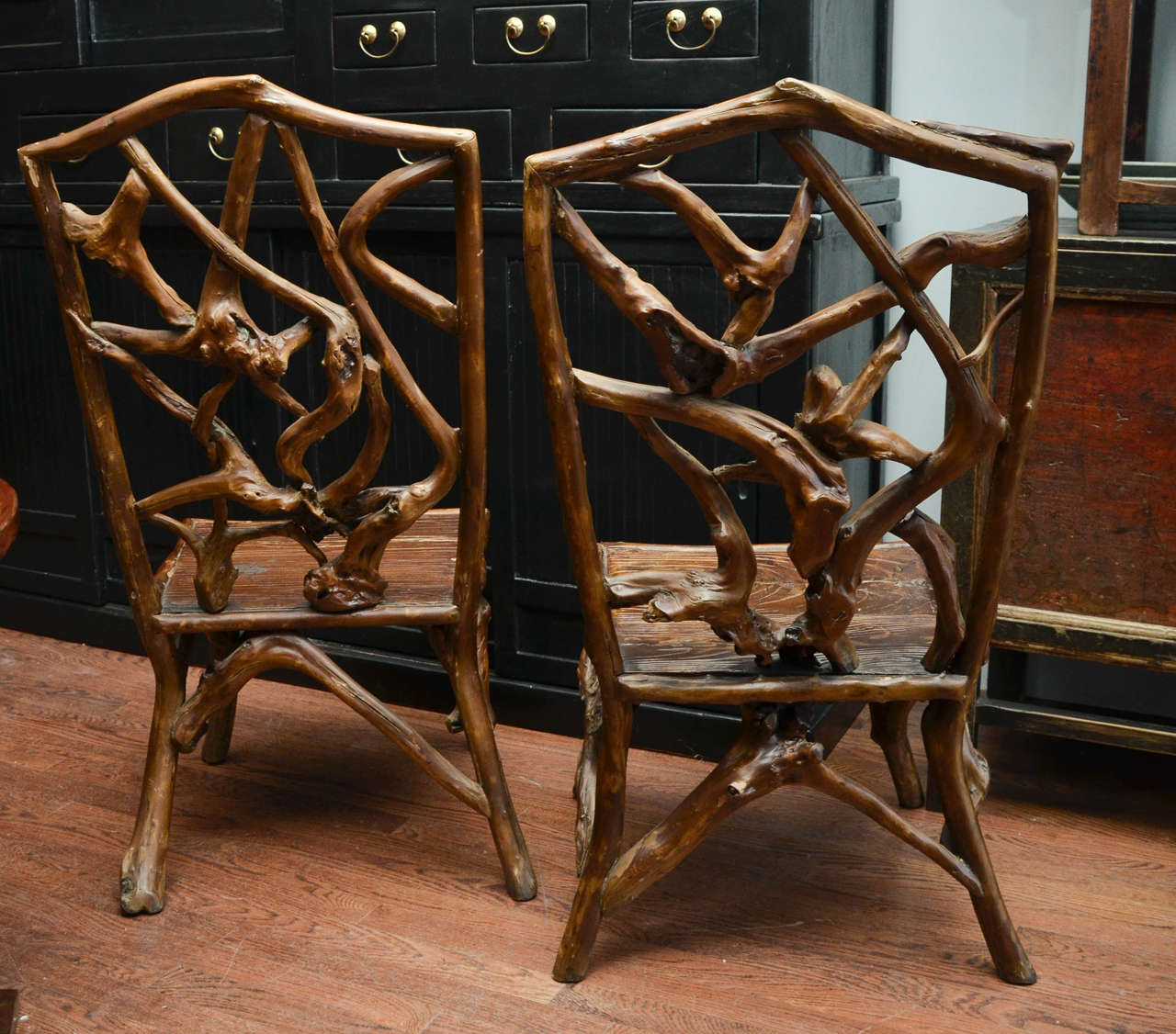 Turn of the Century Qing Dynasty Southern Elm Root Side Chair 1