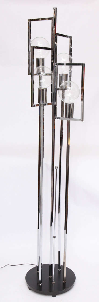 Reggiani Floor Lamp Mid Century Modern Italian 1960's
New Sockets and Rewired