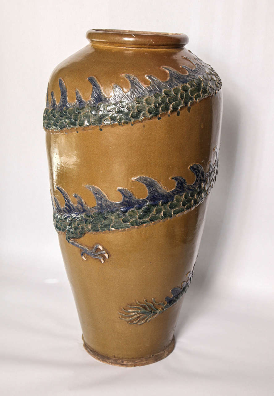 1920s Monumental Japanese Ceramic Tall Vase For Sale at 1stdibs