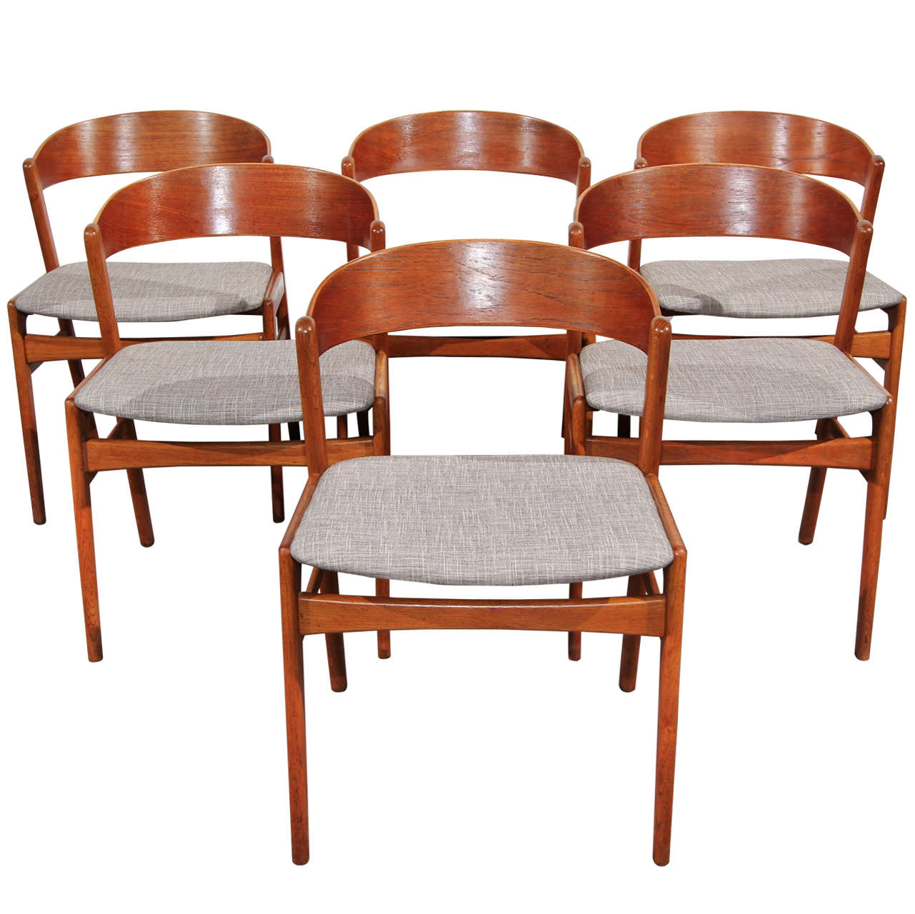 Set of 6 Ribbon Back Teak Dining chairs by Dux For Sale