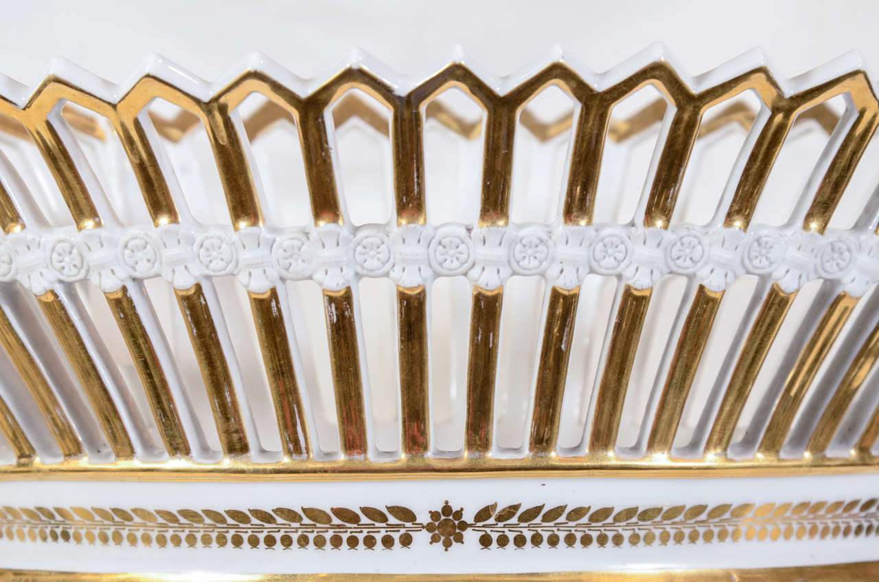 Neoclassical A Large White and Gold Dagoty Pierced Basket