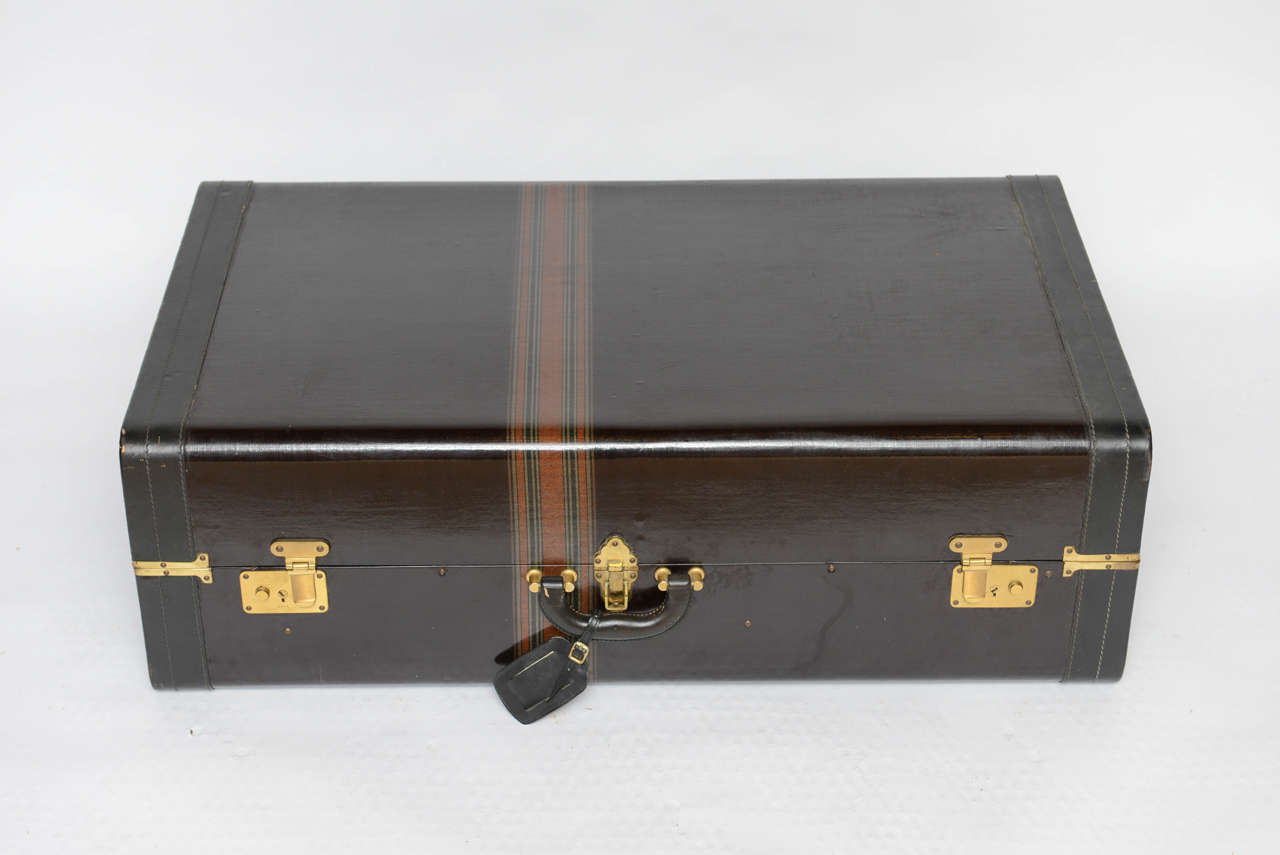 Leather Gorgeous Pair of Vintage Italian Suitcases For Sale
