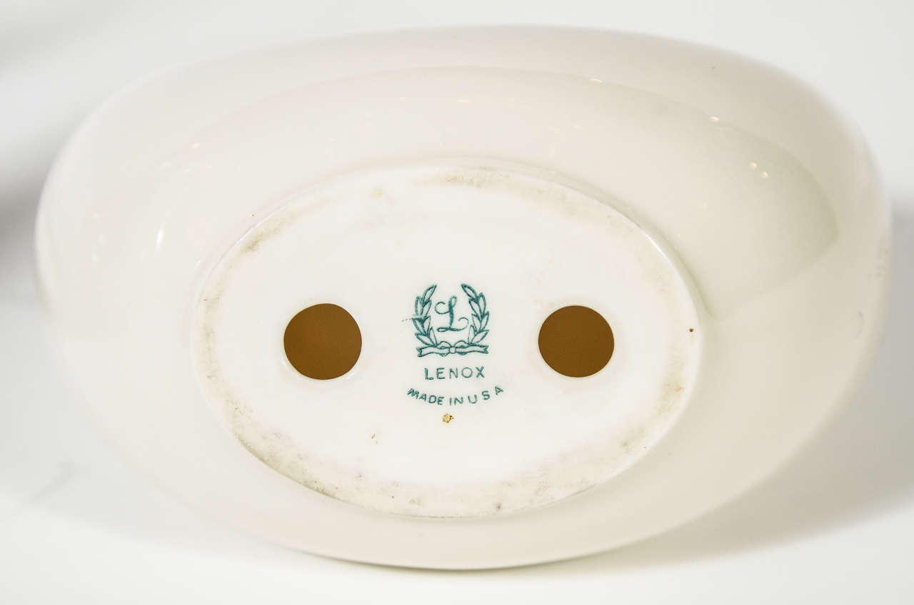 Mid-20th Century Pair of Elegant Porcelain 1940s Lyre Form Art Deco Candle Holders by Lenox
