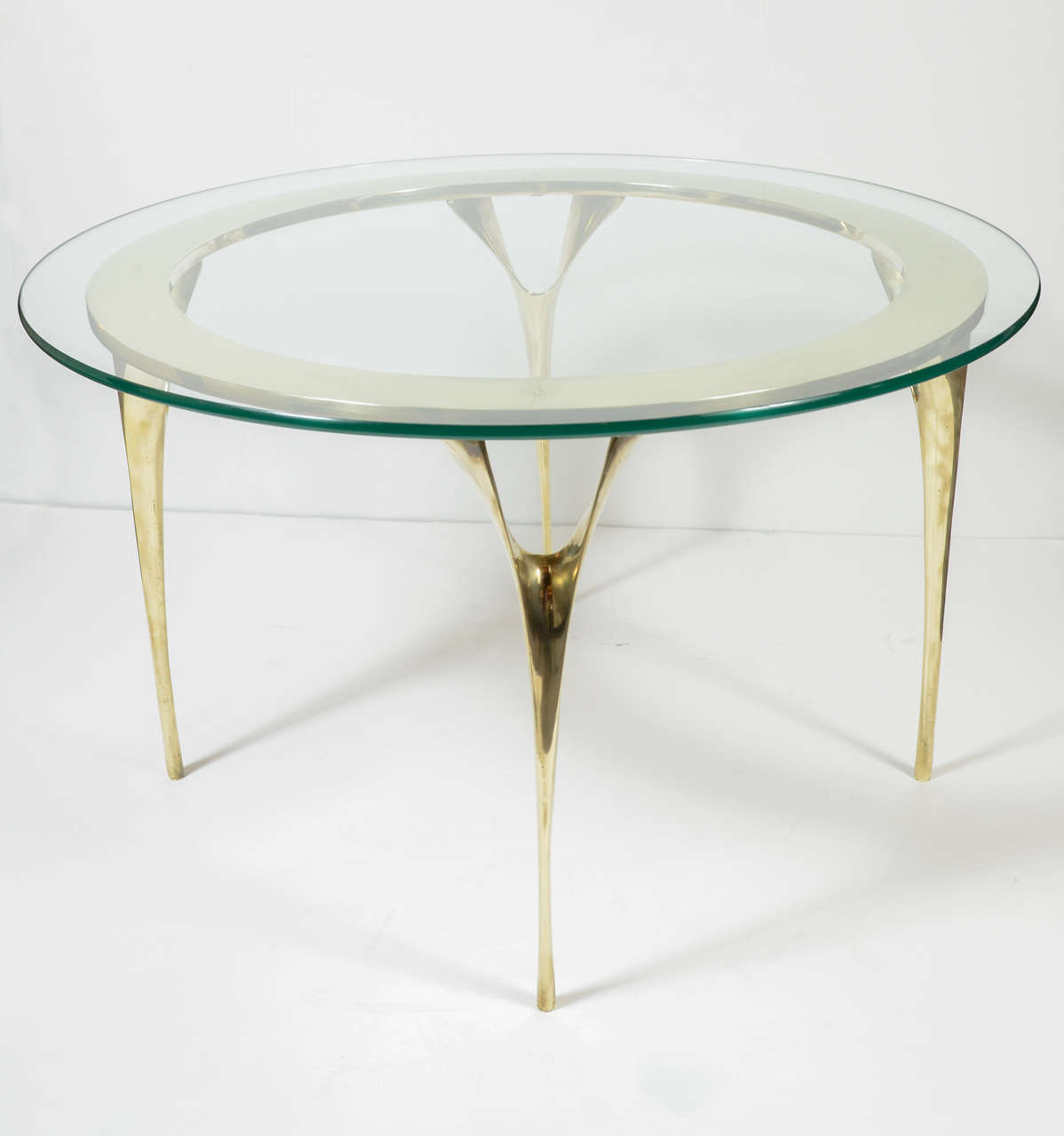 Modernist Sculptural Brass Stiletto Leg Cocktail Table In Excellent Condition In New York, NY