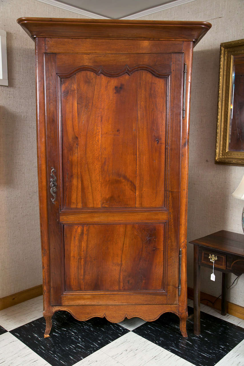 19th Century French Walnut Bonnetiere / Armoire