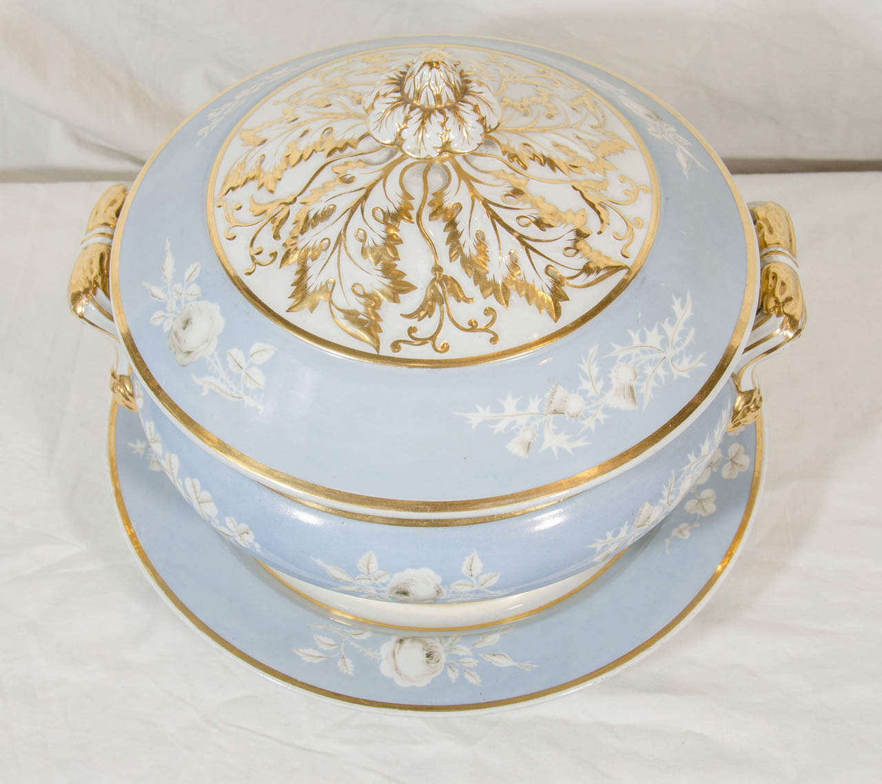 19th Century Antique Porcelain Soup Tureen Painted Baby Blue Made by Worcester Porcelain