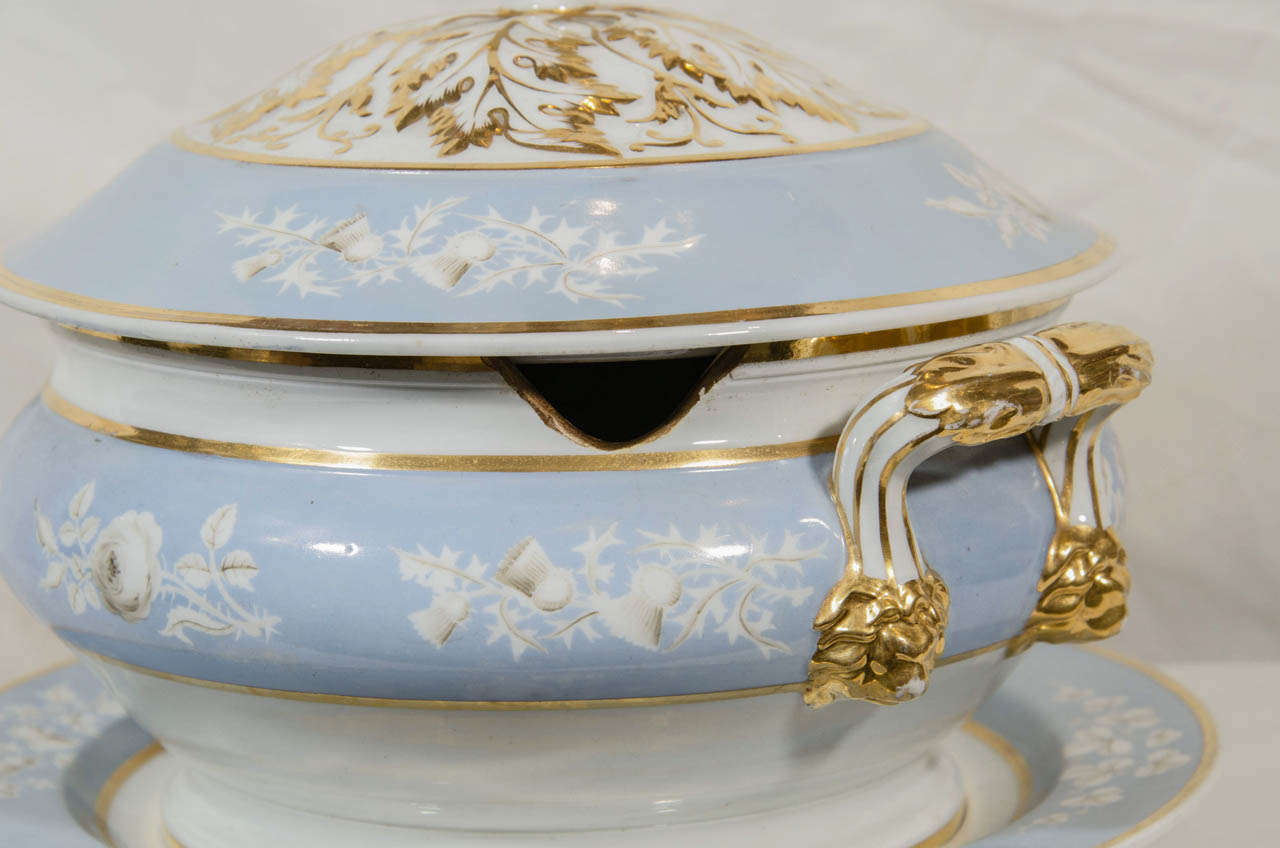 Antique Porcelain Soup Tureen Painted Baby Blue Made by Worcester Porcelain In Excellent Condition In Katonah, NY