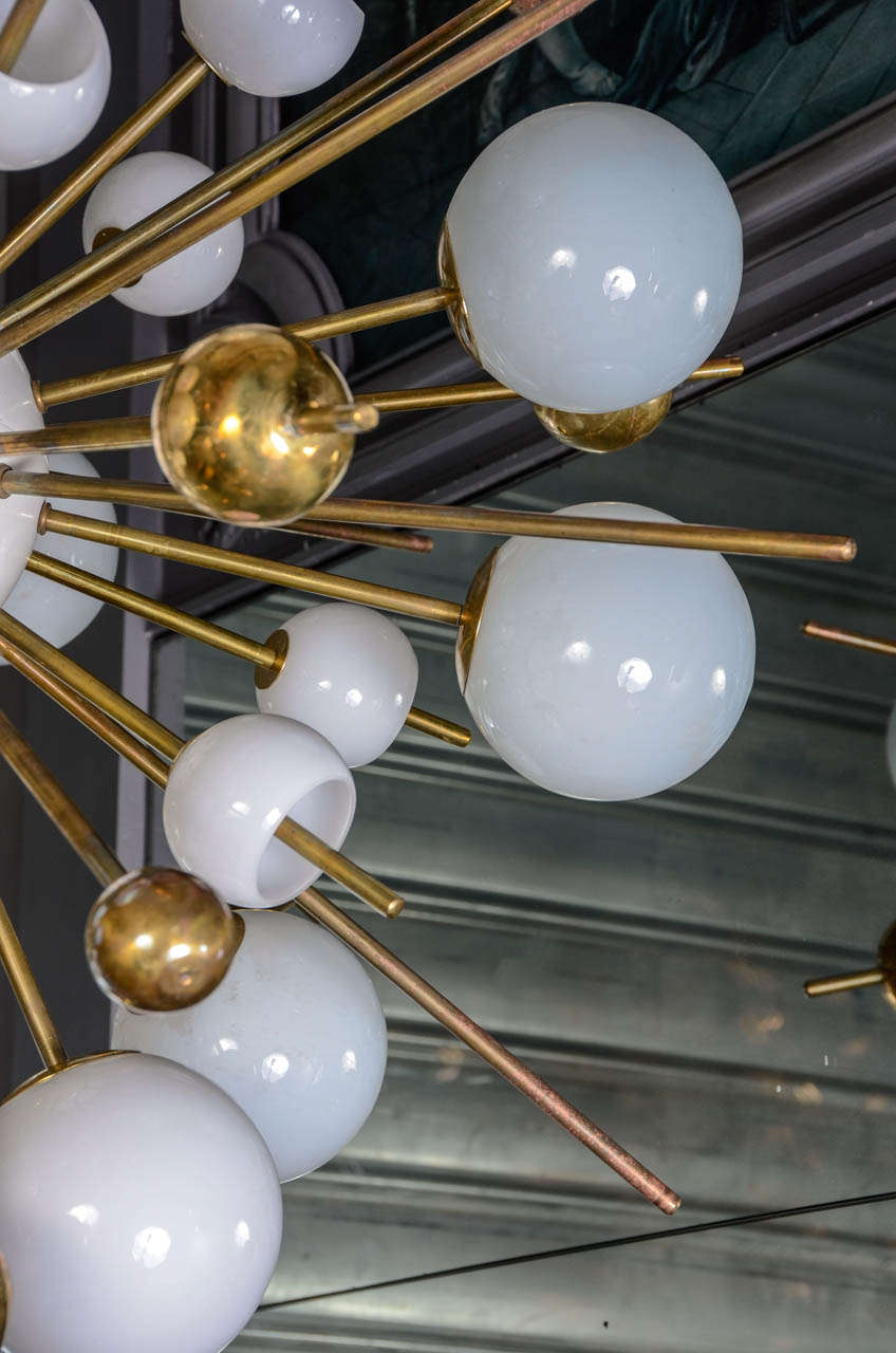 Amazing Pair of Sputnik Chandelier, Made in Italy 1970s In Excellent Condition In Saint-Ouen, IDF