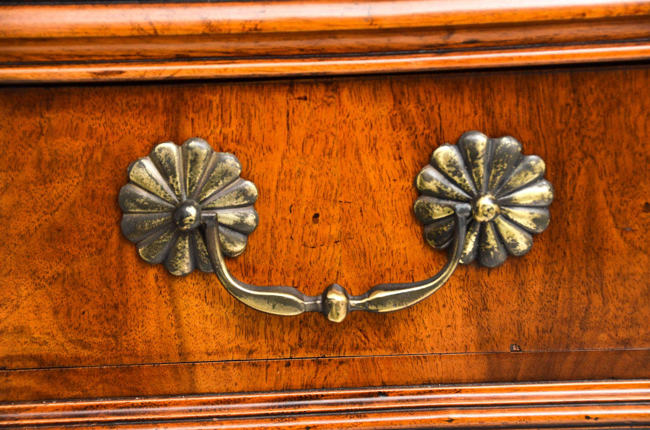 Early 19th Century French Walnut Chest of Drawers 2