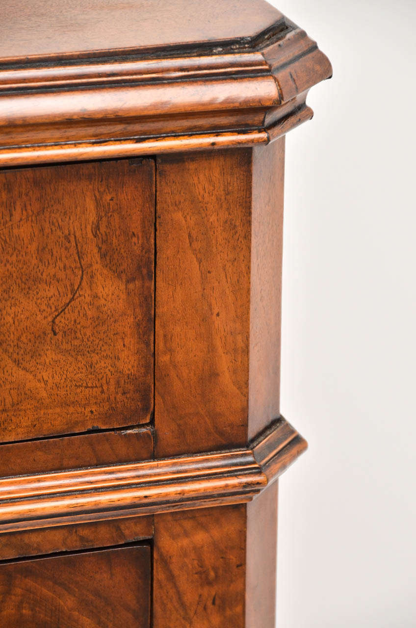Early 19th Century French Walnut Chest of Drawers 7