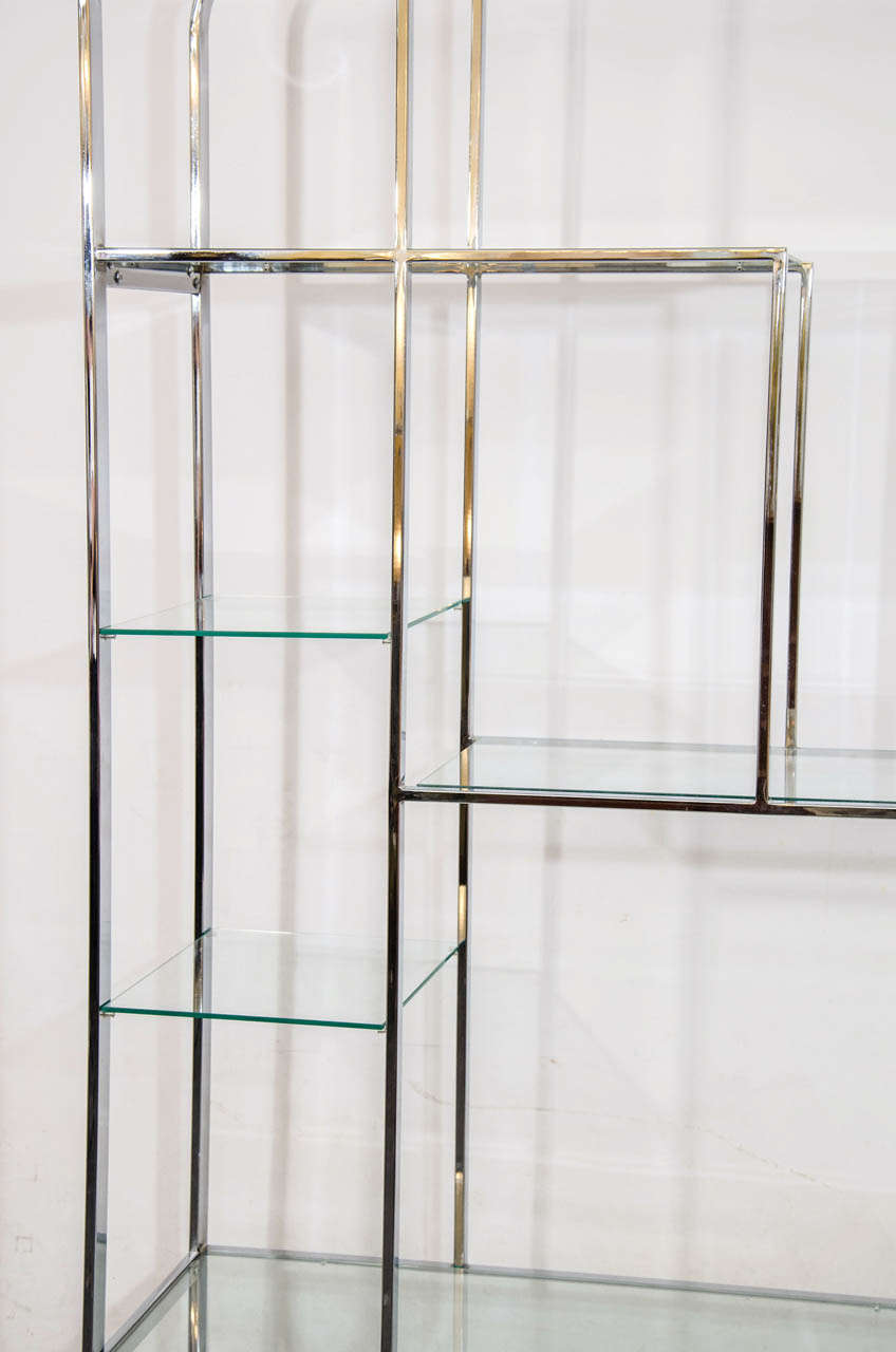 Curved Chrome and Glass Étagère Attributed to Design Institute of America In Good Condition In New York, NY