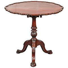 Late 19th Century English Mahogany Piecrust Tilt-top Table