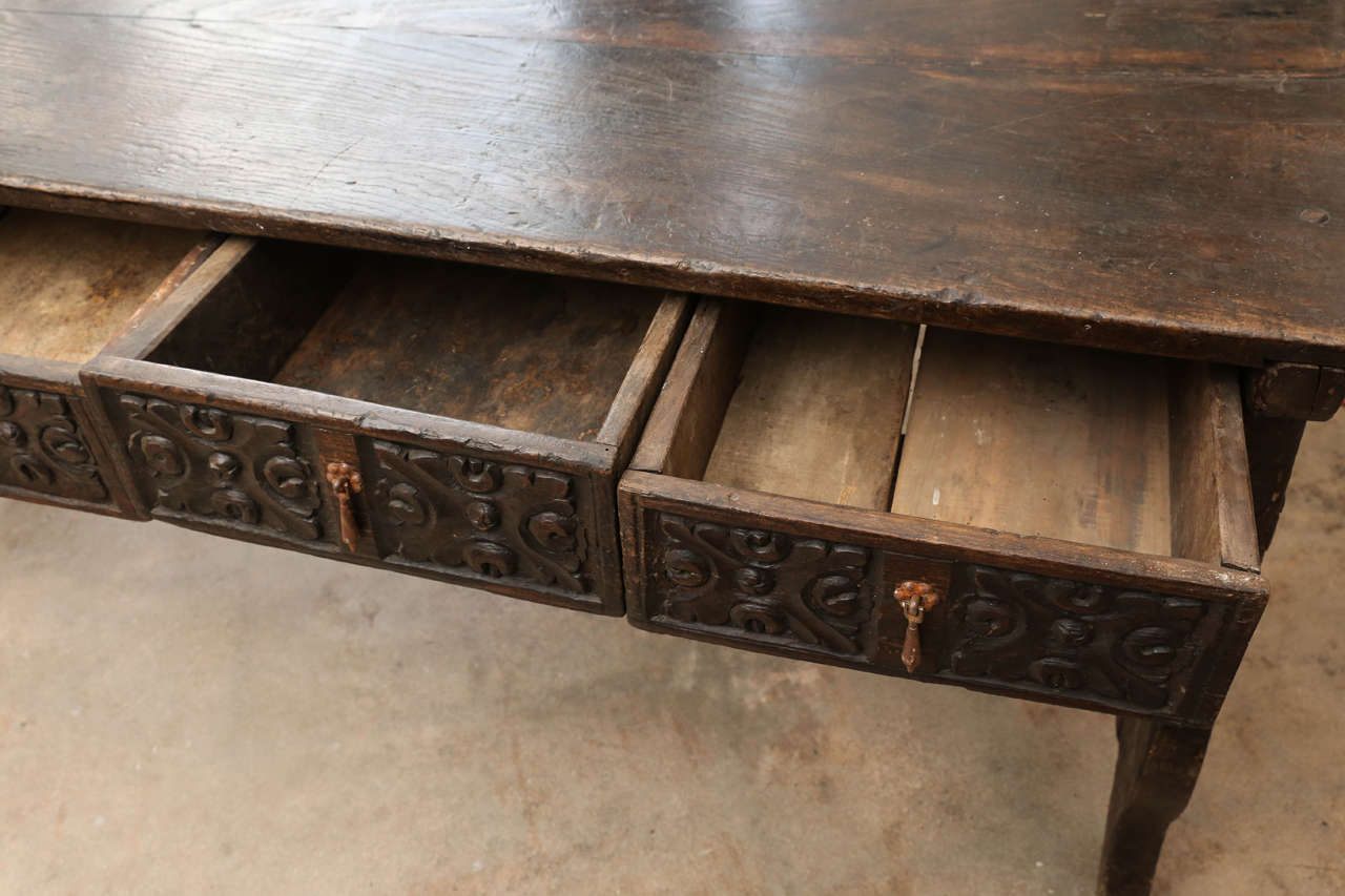 Late 17th Century Carved Chestnut Table In Excellent Condition In Houston, TX