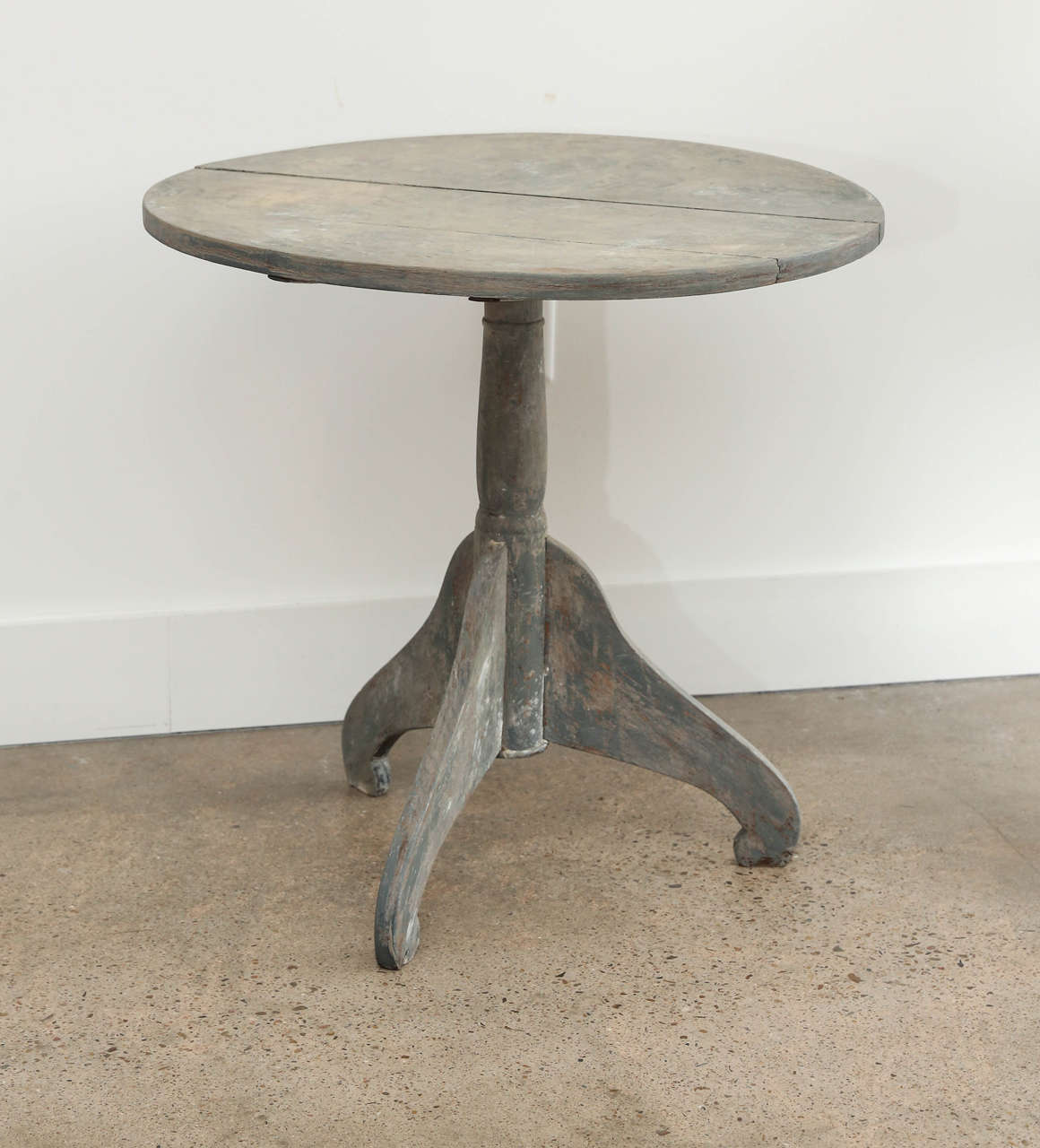 Painted 19th century round table with pedestal base.