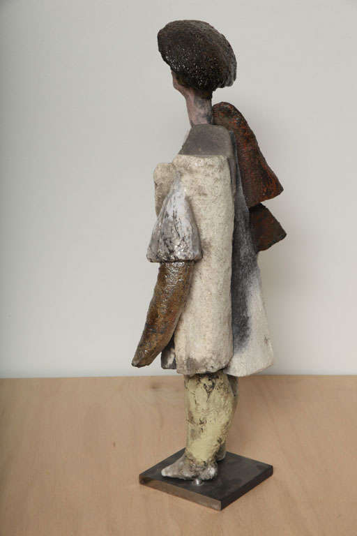 20ième siècle Roger Capron - Sculpture Le Pelerin en vente