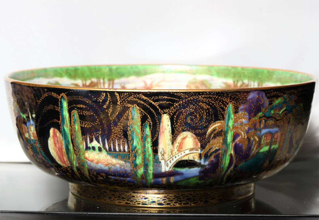 Wedgwood Fairyland Lustre Bowl In Excellent Condition For Sale In New York, NY