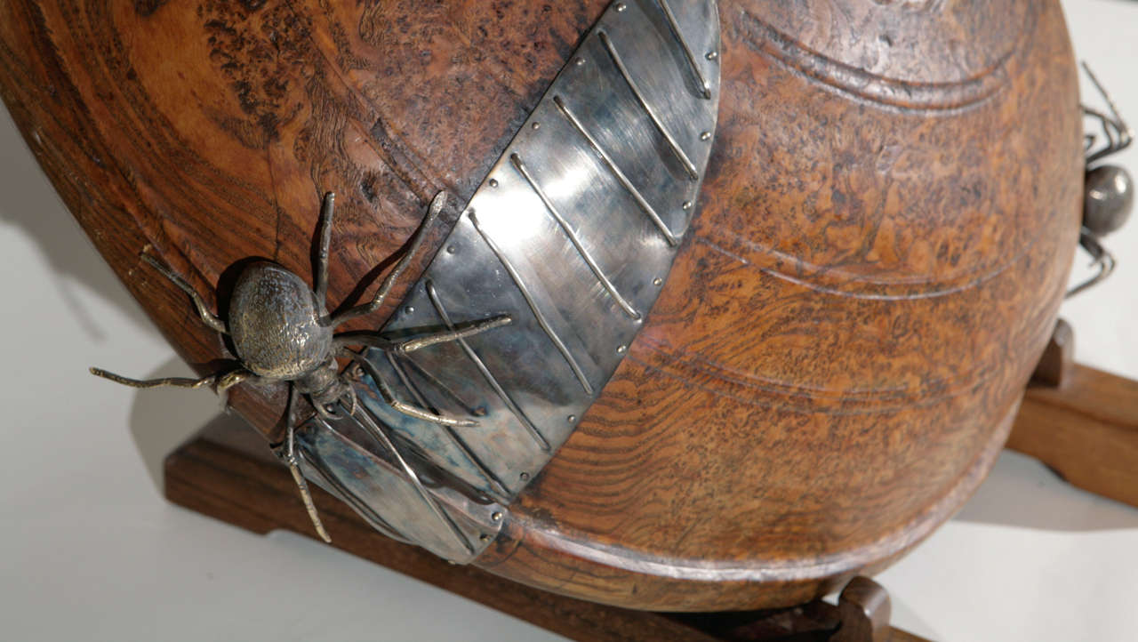  French Burl Bowl With Bronze Spiders For Sale 3