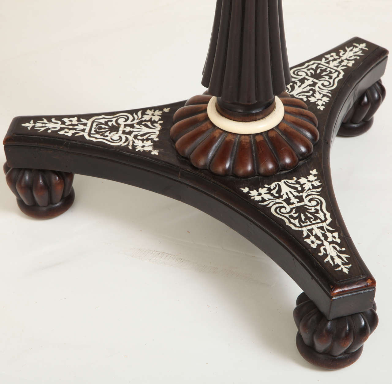 Anglo-Indian Penwork Games Table In Good Condition For Sale In New York, NY