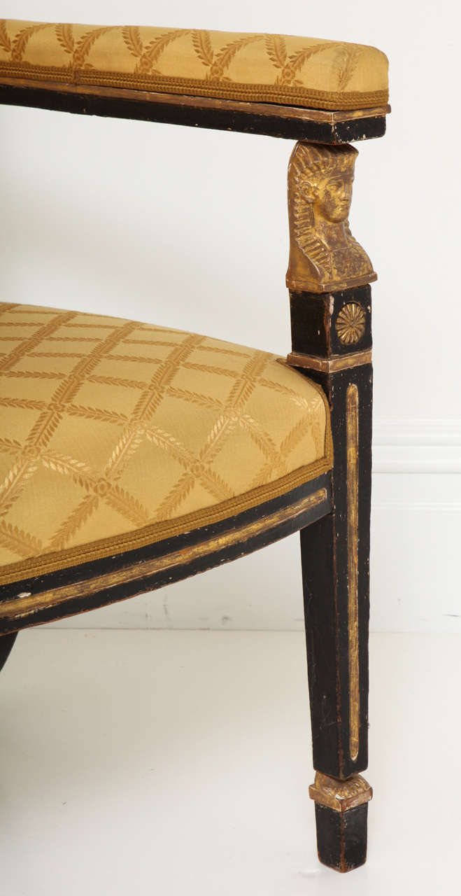 Regency Painted Armchair with Egyptian Motifs In Good Condition For Sale In New York, NY